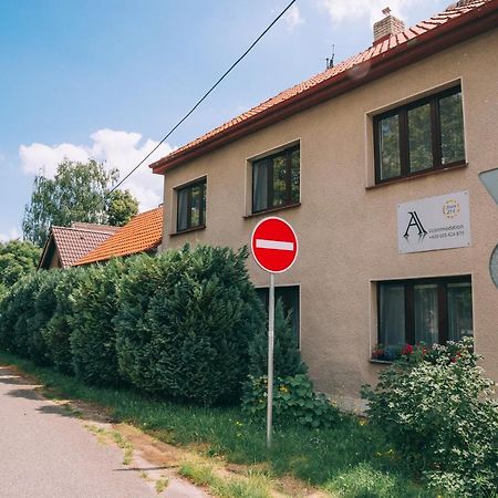 Alisa Apartments Kostomlaty nad Labem Exterior foto